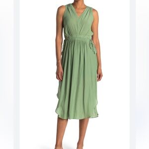 T TAHARI V-Neck Sleeveless Drawstring Waist Midi Dress Green sz 3X